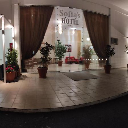 Sofias Hotel อิโออันนินา ภายนอก รูปภาพ