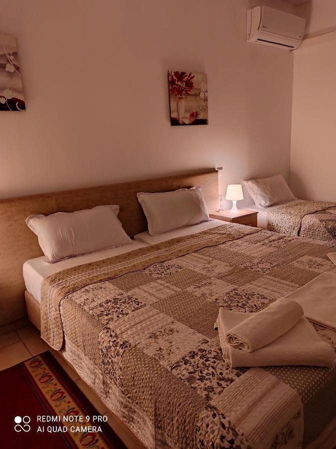 Sofias Hotel อิโออันนินา ภายนอก รูปภาพ