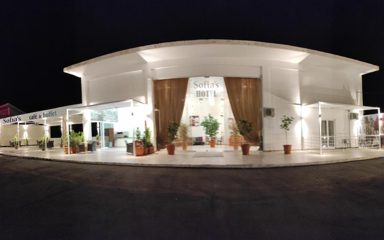 Sofias Hotel อิโออันนินา ภายนอก รูปภาพ