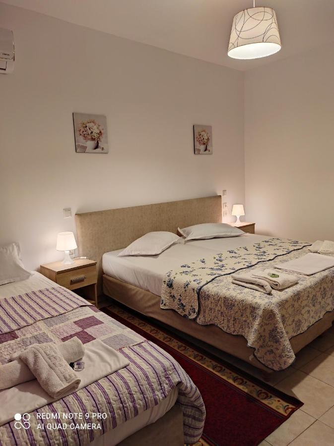 Sofias Hotel อิโออันนินา ภายนอก รูปภาพ