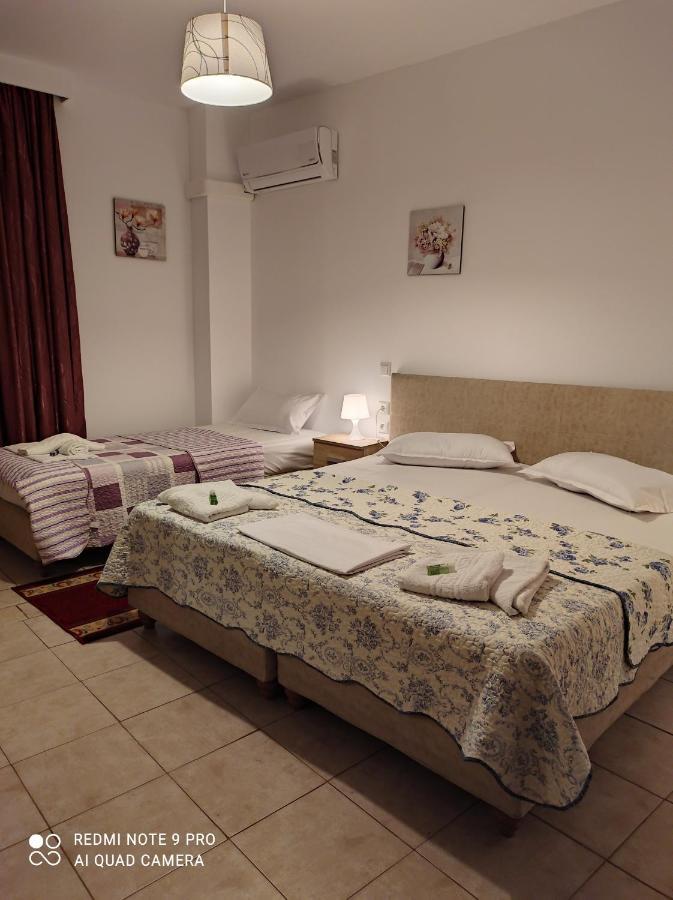 Sofias Hotel อิโออันนินา ภายนอก รูปภาพ
